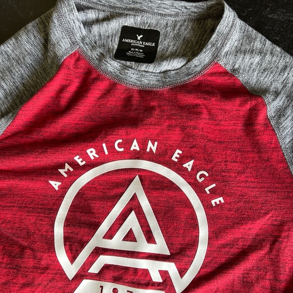 American Eagle 1977 AE RED/Gray Long Sleeve Thermal Shirt Men's Size M - Picture 9 of 11
